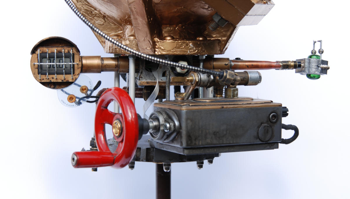 Photonic Instrument's on-off, temperature and luminosity controls.