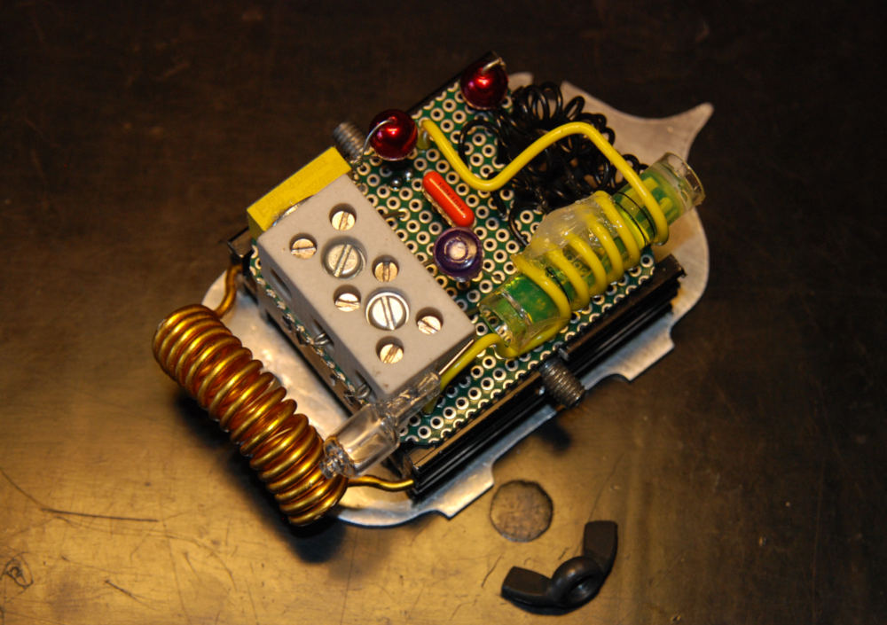 Voltage regulator for the Photonic Instrument.